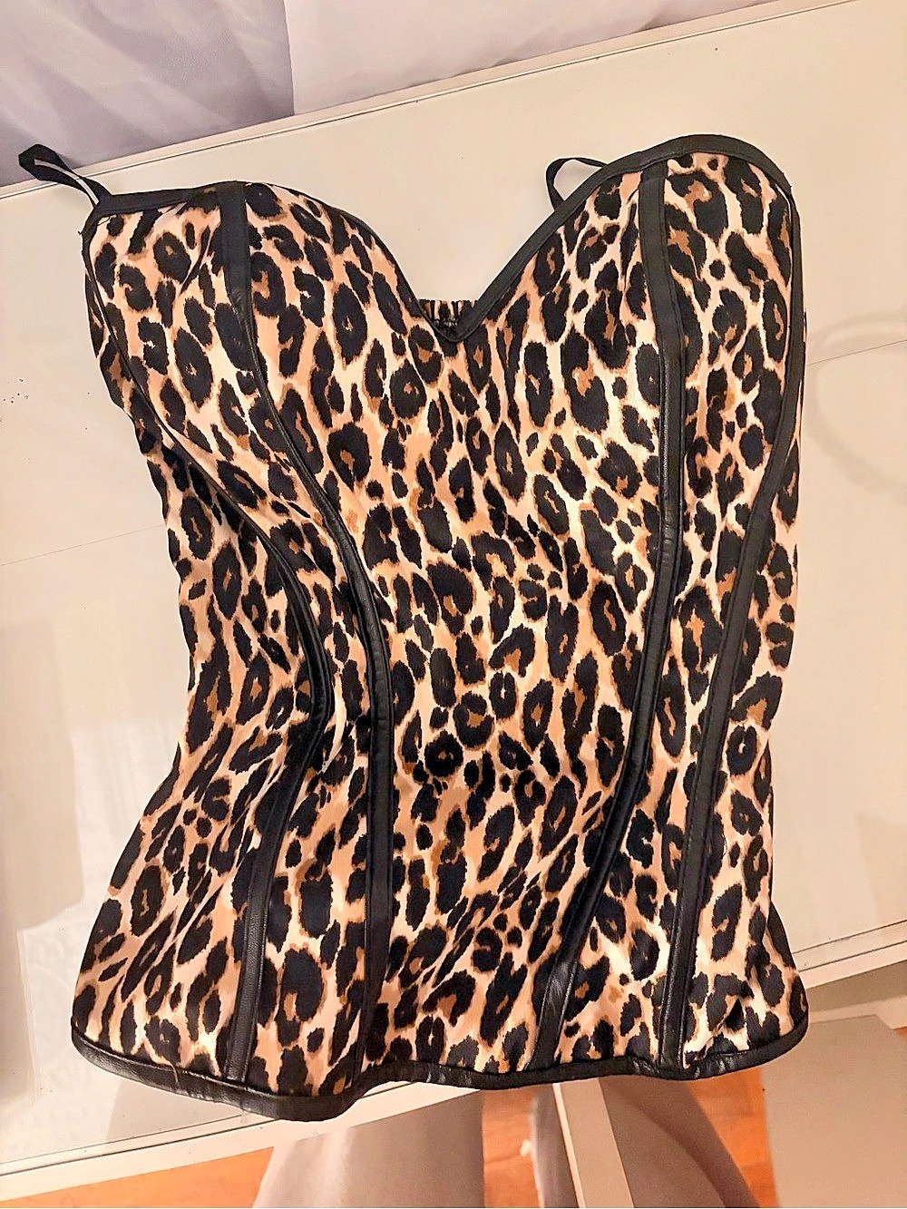 Charlotte Russe Leopard Print Corset Top Small